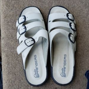 Womens sz 8 scandals